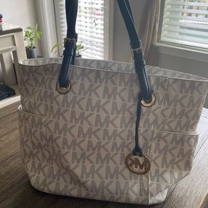 Michael Kors used Tote bag